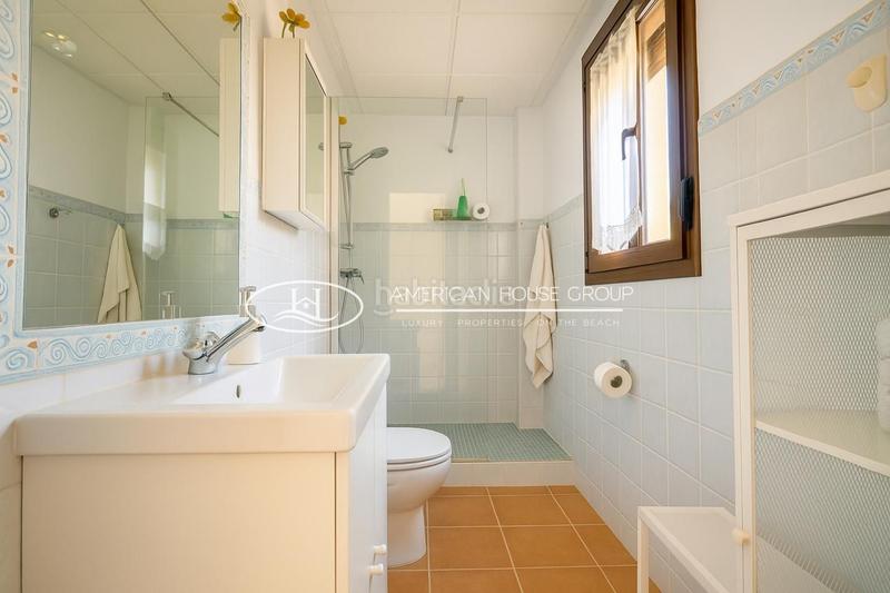 Foto ddd979d5-f0df-4bdb-866f-8ffe94a6851f. Maison avec chauffage parking piscine dans Las Lagunas - Campano Chiclana de la Frontera