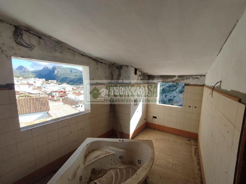 Foto 34e64580-b427-4a98-902e-ef2f4884fb47. Casa pareada casa en venta en Benaoján