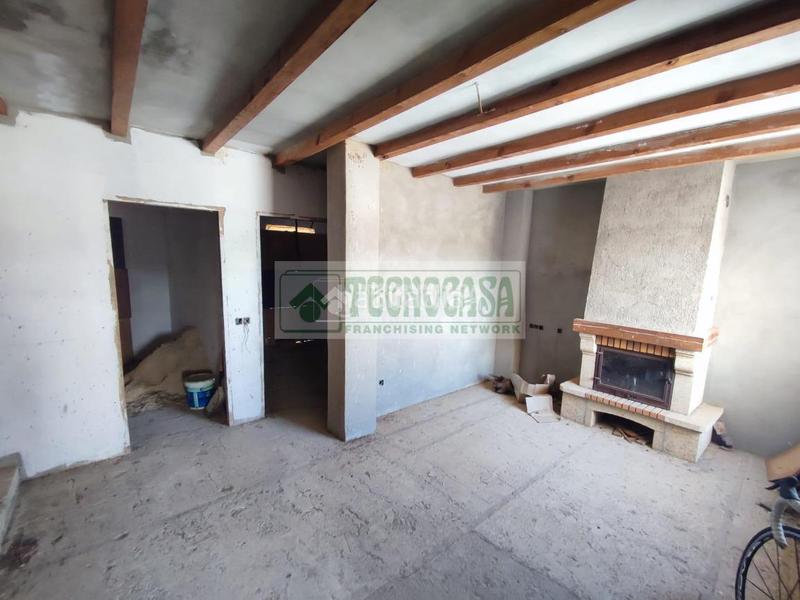Foto 711d698e-23f2-4c05-a72b-d9eb4b39e99c. Casa pareada casa en venta en Benaoján