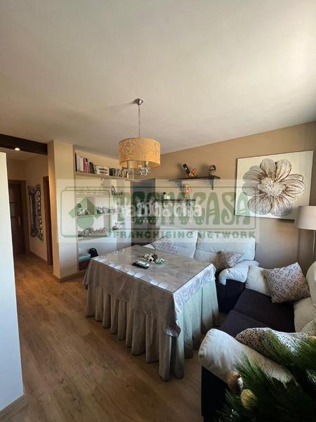 Foto 41372fd8-b6ae-45c7-af79-8fbf48f43843. Casa aparellada amb calefacció a Arriate