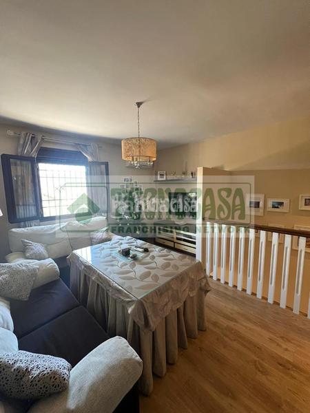 Foto 423781a4-687f-49b4-a2dd-9cb4e4fc5e1e. Casa aparellada amb calefacció a Arriate