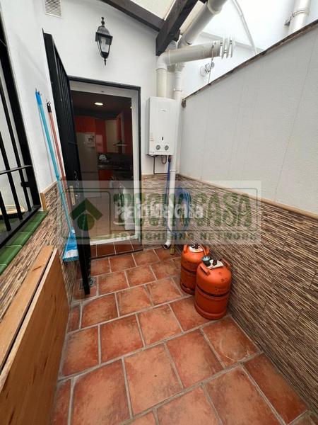 Foto a4329321-ca32-41d2-bb13-6bbed18ba82e. Casa aparellada amb calefacció a Arriate