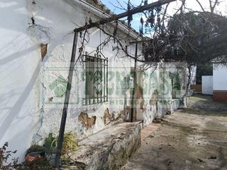 Casa bifamiliare in Partidas Norte. Casa en venta en ronda
