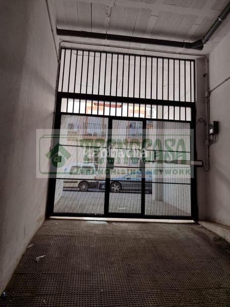 Foto 0efeefb2-79b8-4aa3-9786-4b6d9871d9ec. Parking coche boxplaza de garaje en venta en Centro Ronda