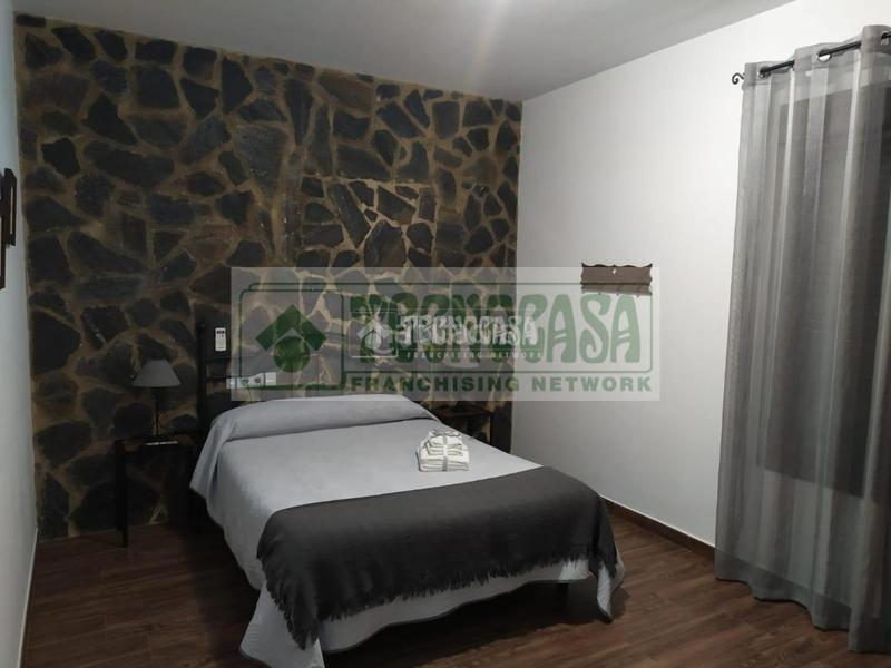 Foto a7879d0e-1fa4-4cbc-8334-623419432143. Casa  en venta en Arriate