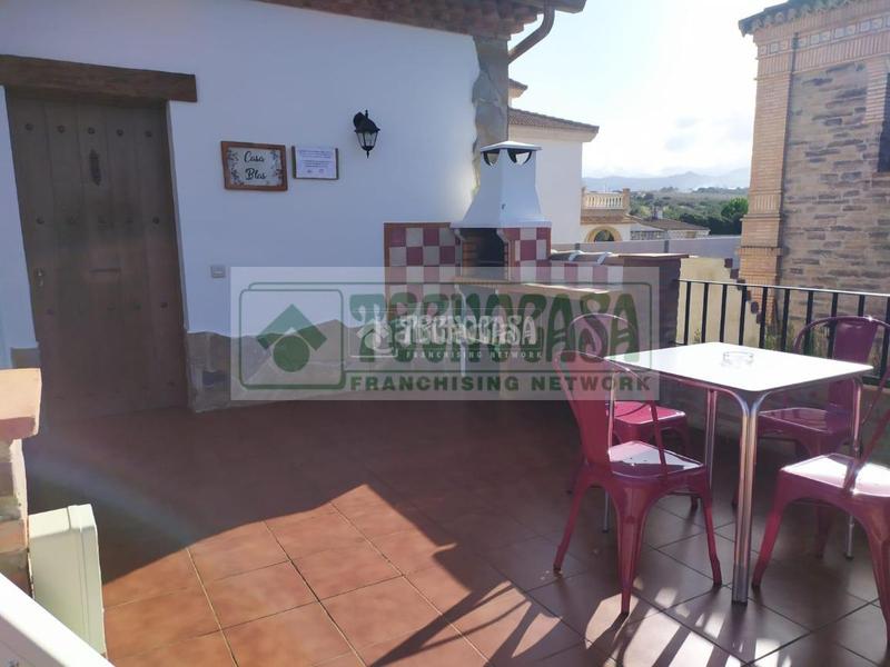 Foto a90e12fe-5b52-419e-bfb3-0ef6b43904c0. Casa  en venta en Arriate