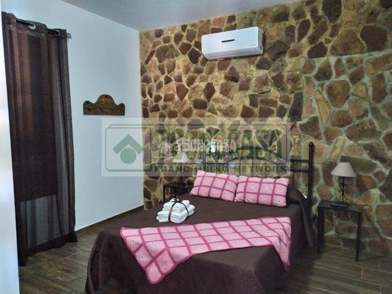 Foto cc79417b-fbf5-4cfc-b299-cb0d10d15945. Casa  en venta en Arriate