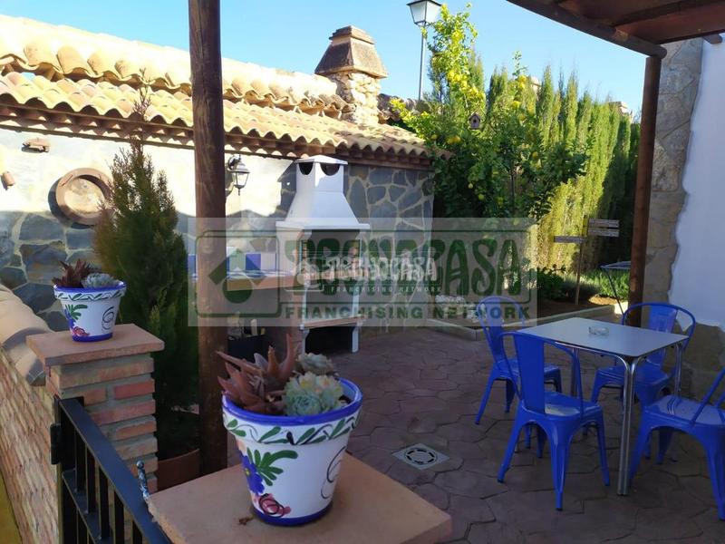 Foto de8fe7a0-ca46-478e-be3e-d1a1c7248844. Casa  en venta en Arriate
