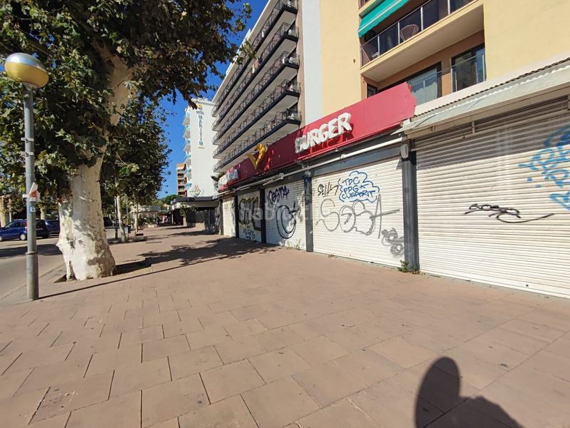 Foto 616f2736-b42e-4e72-833a-3b15030f024e. Lloguer local comercial a Calella