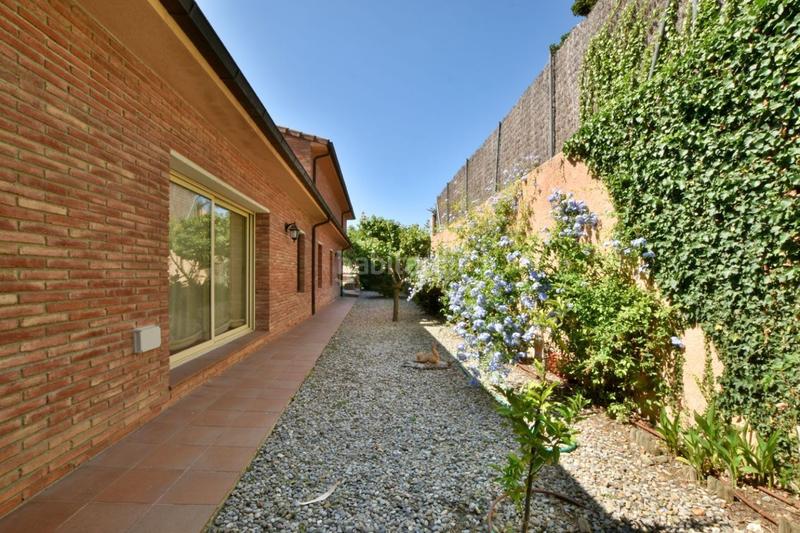 Foto 2eea545e-d54f-42dc-b580-fb00e0db92e0. Chalet casa en venta en Urbanitzacions Sant Pol de Mar