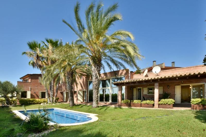 Foto d3694b8e-a78d-4a78-98a5-a83290153819. Chalet casa en venta en Urbanitzacions Sant Pol de Mar
