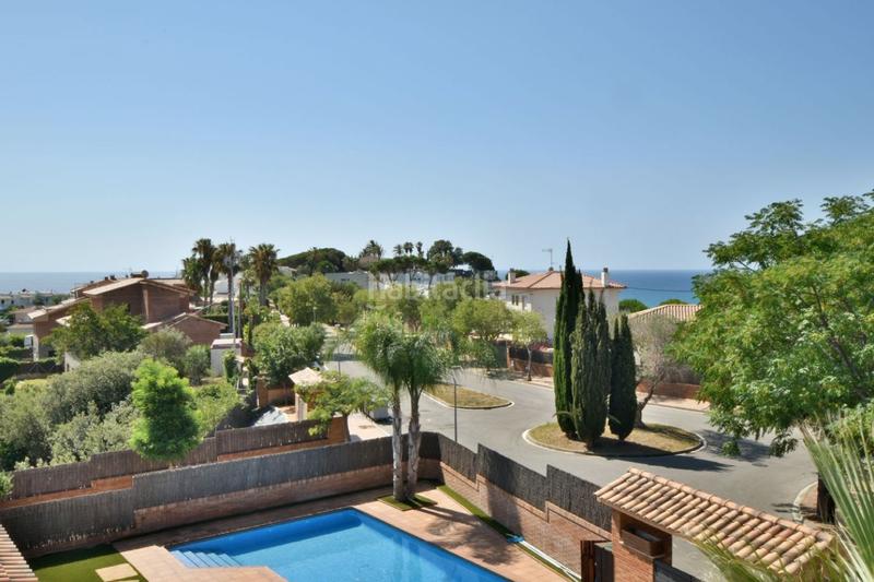 Foto d694f7b8-6065-428b-8aaf-69e95be7169f. Chalet casa en venta en Urbanitzacions Sant Pol de Mar