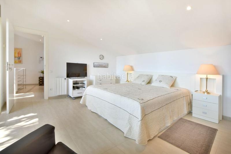 Foto e8f80a59-2cb7-4910-8884-e2eda763eaaa. Chalet casa en venta en Urbanitzacions Sant Pol de Mar