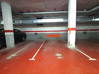 Parking voiture à Calella. Plaza de parking en venta en calella