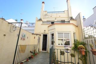 Maison dans Centre. Casa en venta en matar  centro