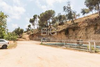 Propriété à Urbanitzacions. Venta de dos fincas rústicas en mataró, cerca de la autopista
