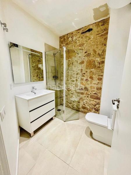 Foto a0bb830e-0427-42eb-960a-4f5ad4a00b94. Xalet amb calefacció aparcament a Calella