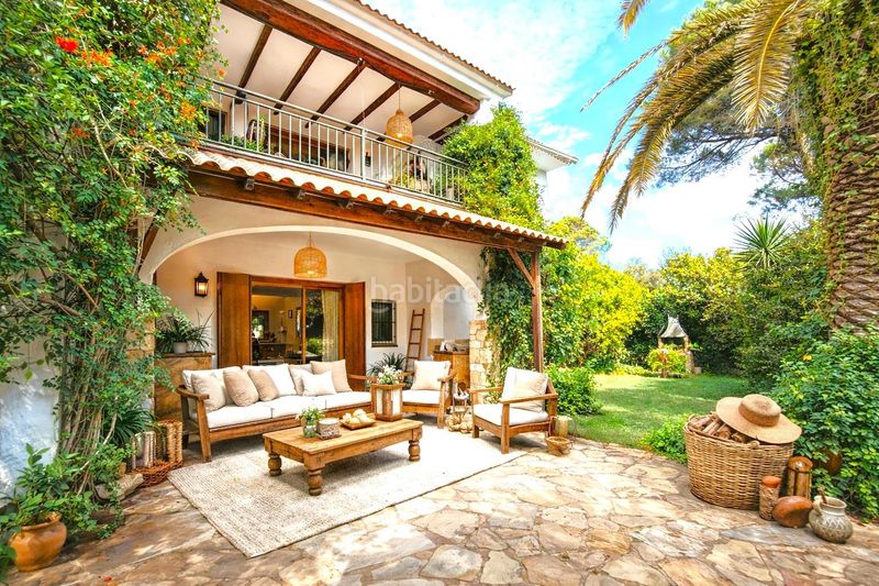 Foto 3f9e3d12-409c-4820-a464-ac0db9ffc3a6. Casa amb aparcament a Sant Cebrià de Vallalta