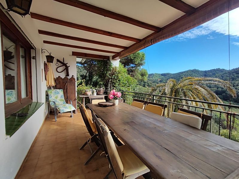 Foto 40acce41-ae51-4143-a7de-4e32c63da455. Casa amb calefacció aparcament a Sant Cebrià de Vallalta