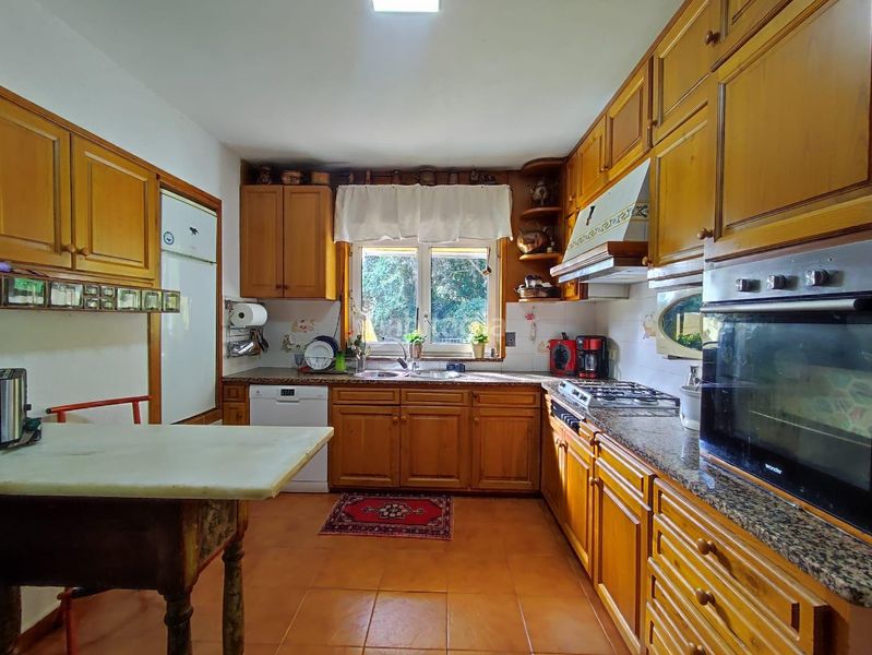 Foto 6fc30928-6e23-40aa-abd5-c3b92c67e693. Casa amb aparcament a Sant Cebrià de Vallalta