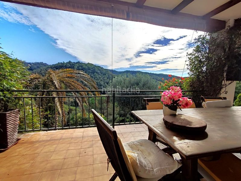 Foto ae6c9f44-e994-4988-8b6b-1d7502373be5. Casa amb aparcament a Sant Cebrià de Vallalta