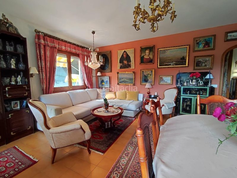 Foto e3fc3adf-b45b-414d-bf87-7ffc4c921e0e. Casa amb aparcament a Sant Cebrià de Vallalta