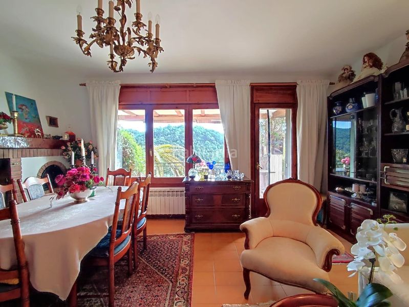 Foto f7c918bf-f791-4583-9fa1-f5602bb1eb61. Casa amb calefacció aparcament a Sant Cebrià de Vallalta