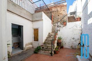 Masía en Nucli Urbà. Casa de pueblo en venta en argentona  centro