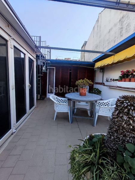 Foto 1340e3c7-dbc8-4ae6-9467-ebb20eabc79a. Casa aparellada amb aparcament a Poblenou Pineda de Mar