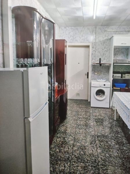 Foto 9eeaaee3-63b6-4928-8324-e3e35b2b379c. Casa aparellada amb aparcament a Poblenou Pineda de Mar