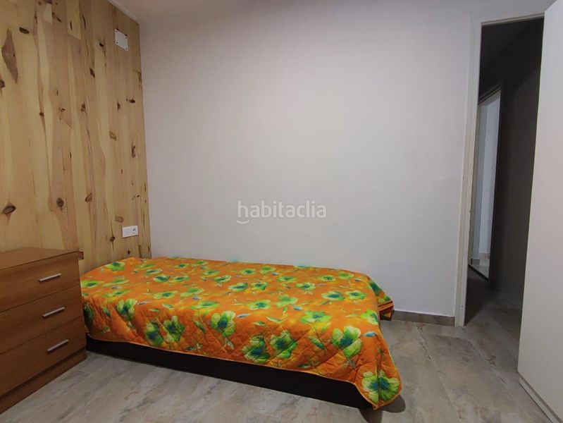 Foto da92f4cf-c75e-47d5-8c30-89b1024327b2. Casa aparellada amb aparcament a Poblenou Pineda de Mar