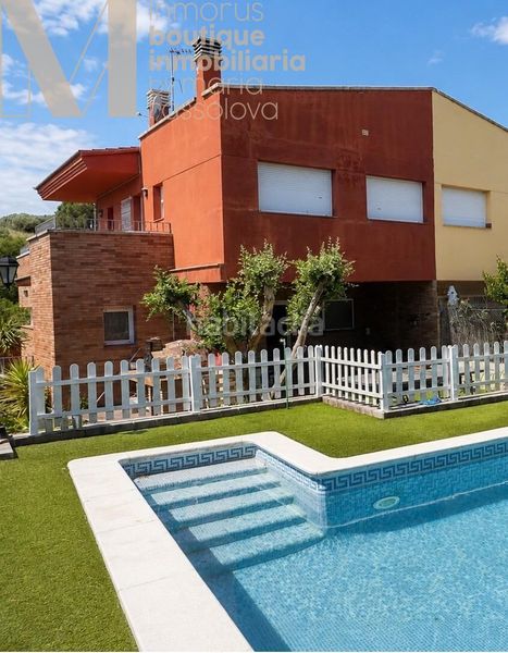 Foto ee12e933-38b0-4c68-84ef-3506c823b646. Xalet amb calefacció aparcament piscina a Calella