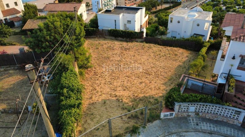 Foto b6d0eea2-d580-4093-9913-997d86435353. Terreny residencial a Canet de Mar