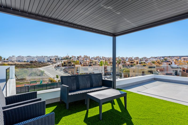 Foto fc47db81-12da-4c48-93f1-e3414409dcab. Xalet amb aparcament piscina a Algorfa