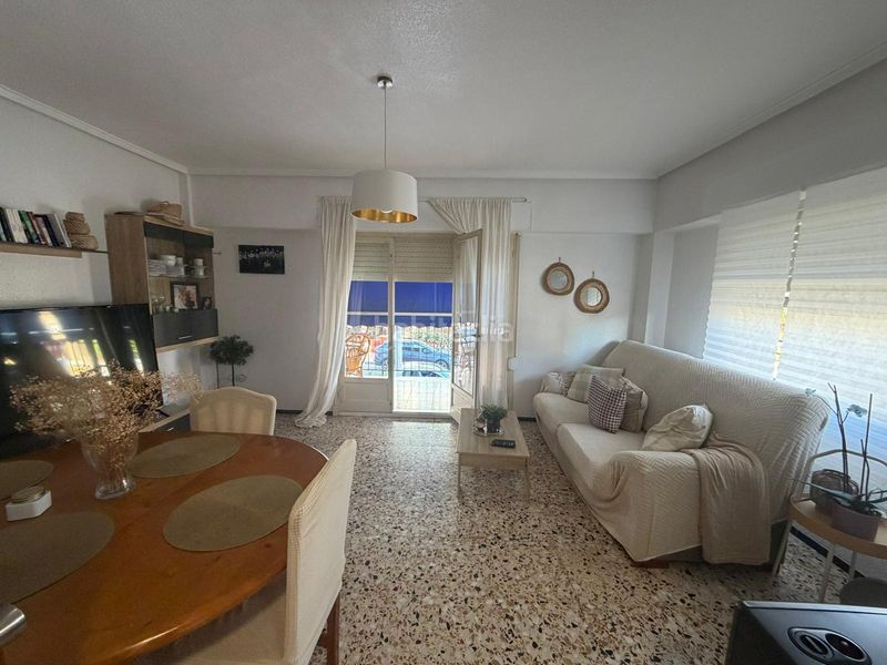 Foto 2a7b999d-7149-4cce-8d13-c5f4811c0c38. Apartament amb aparcament a Gran Playa Santa Pola