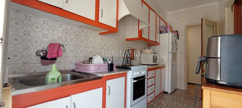 Foto 2edfebc7-cd07-46ed-9b3a-146c2675efd3. Apartament amb aparcament a Gran Playa Santa Pola