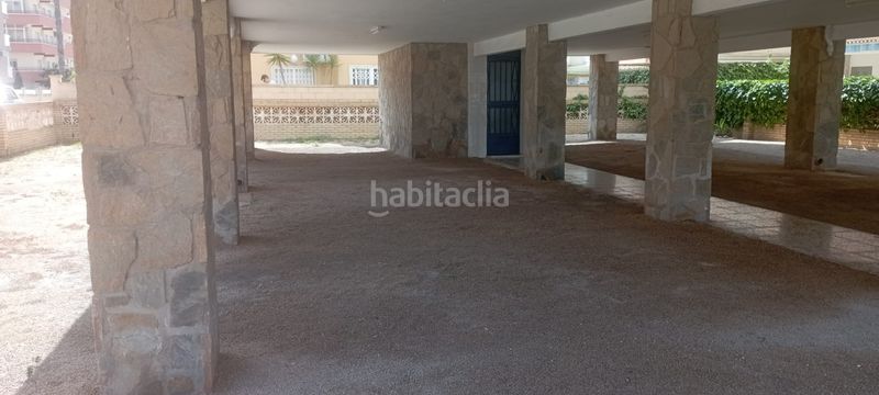 Foto 615effa7-67ba-4b2f-b03a-47a04e2c0091. Apartament amb aparcament a Gran Playa Santa Pola
