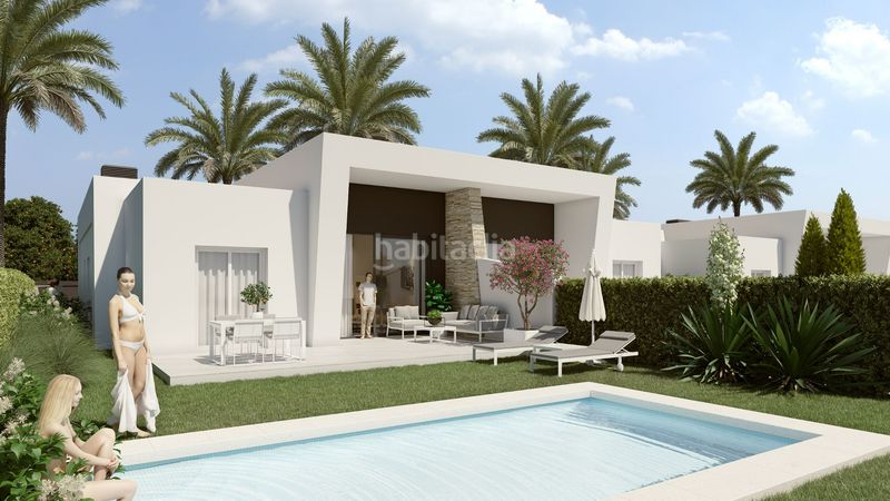 Foto 057399e6-53ab-4611-8465-73b4ef00f722. Casa adossada amb aparcament piscina a Algorfa