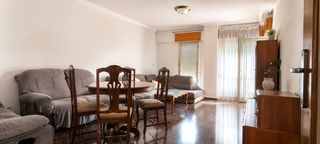 Pis a Carrer luis llorente 34. Magnífica vivienda de 120 m² con 4 dormitorios en elche