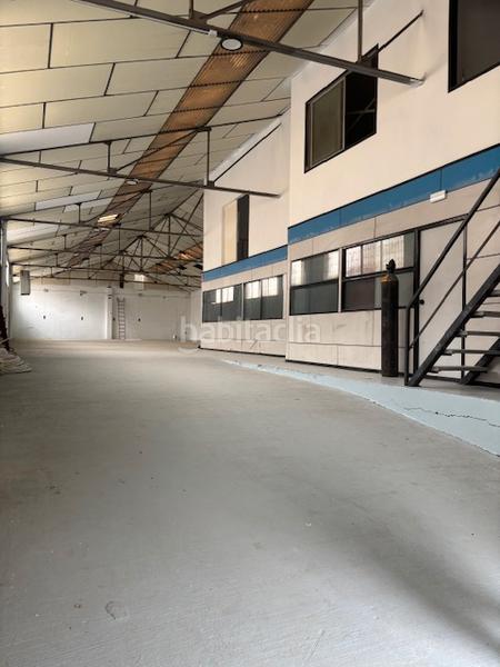 Foto b06ea38e-ed54-40ee-bf27-51b3fcd4966b. Nave industrial nave en venta en Zona Industrial Ripollet