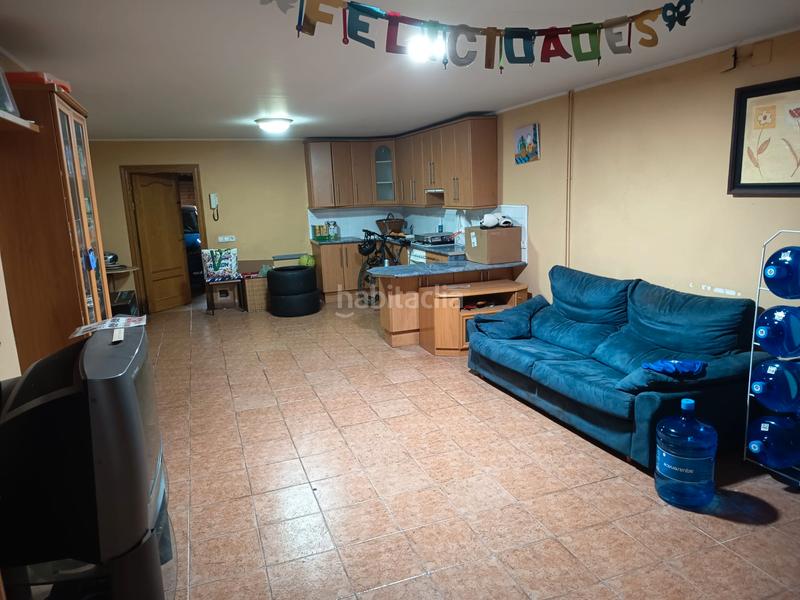 Foto 13073bac-13e4-48d8-9493-7546f86f5586. Casa pareada casa en venta en Can Puiggener Sabadell