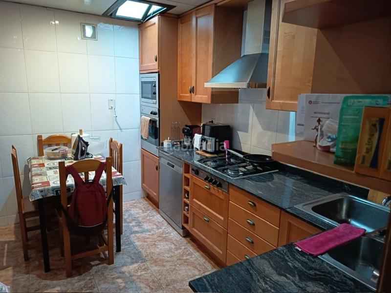 Foto eef3b7b9-9b09-4b76-8eb3-117823c01527. Casa pareada casa en venta en Can Puiggener Sabadell