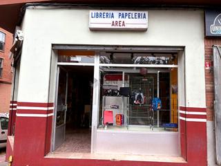 Location Local commercial  Santa amalia. Local en plena zona universitaria con muchas posibilidades!!!