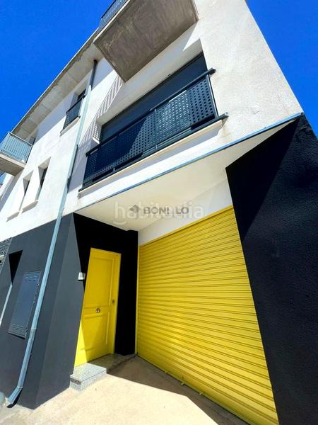 Foto ee38bd82-b324-40a3-8920-8b6e2fd748ed. Haus mit heizung parking in Cella