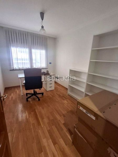 Foto 158e82e4-bff3-4590-bbaa-90e533a509e5. Rent flat with heating parking pool in Ensanche - Fuenfresca Teruel