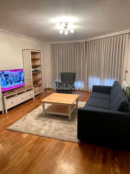 Foto 25f1c660-4769-4ef1-b6f5-9070313d8008. Rent flat with heating parking pool in Ensanche - Fuenfresca Teruel