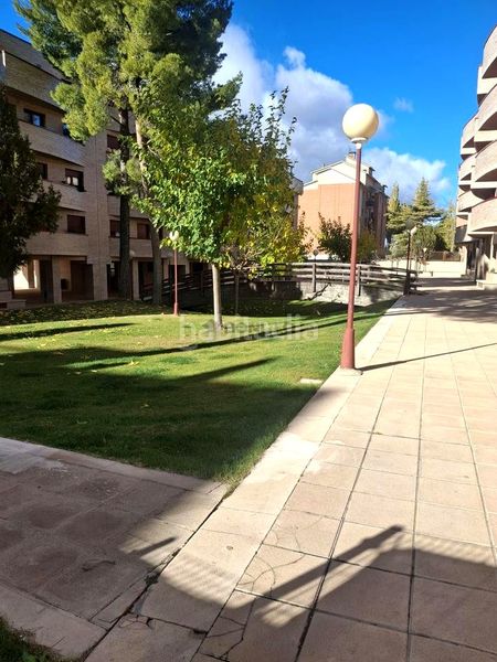 Foto c4b0df61-4083-449a-91bb-8605a2b384cd. Rent flat with heating parking pool in Ensanche - Fuenfresca Teruel