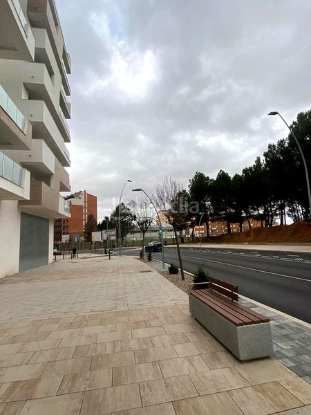 Foto f2fbfeed-f0fa-4d04-8f6b-59cd0a4df654. Estudi amb calefacció aparcament a Ensanche - Fuenfresca Teruel