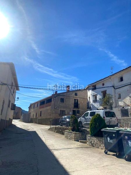 Foto 6a5023af-5aa9-4b9f-904c-17728d0bcdb6. Masia amb aparcament a Cubla