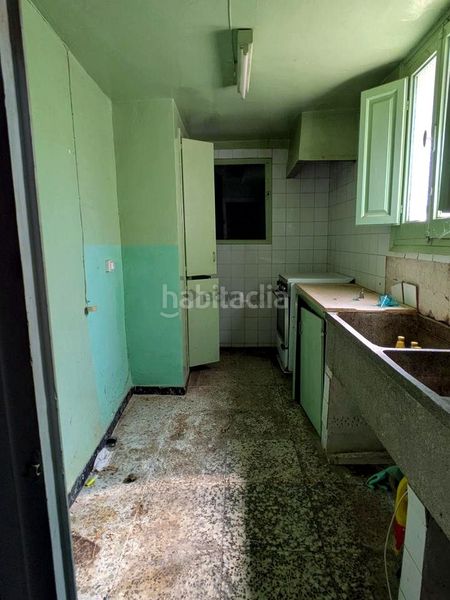 Foto bfc04761-8a15-4833-829b-a1eb4ee860e6. Masia amb aparcament a Cubla